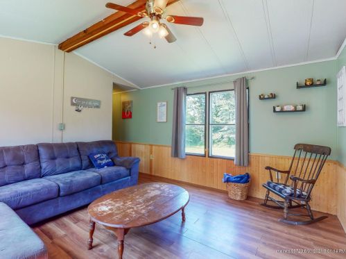 21 Sawtelle Dr, Augusta, ME 04330-2033