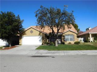 27594 7th St, Highland, CA 92346-4337
