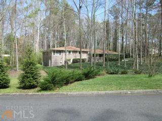 3350 Fawn Trl, Marietta, GA 30066-4430