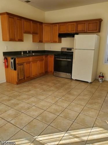 152 Jasper St, Paterson NJ  07522-1916 exterior