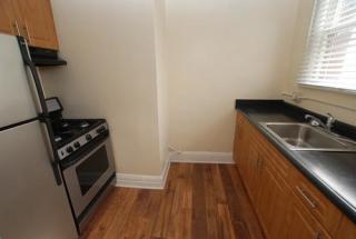 1021 Park View St, Los Angeles CA  90006-2051 exterior