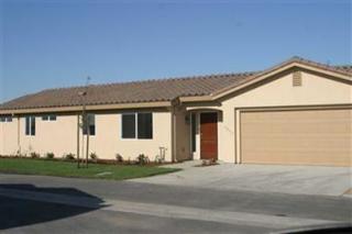 1377 Cassel Ln, Davis, CA 95616-5733