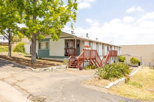 2575 Buena Vista Ave, Lemon Grove, CA 91945-3215