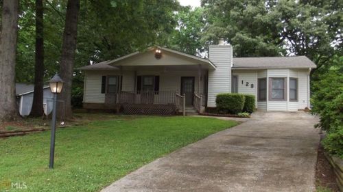 129 Adrian Dr, Stockbridge, GA 30281-3009