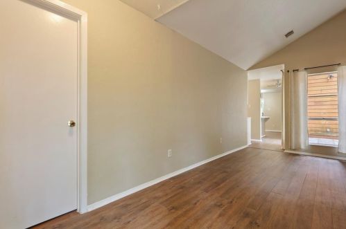 10926 Hummingbird Pl, Conroe TX  77385-9017 exterior
