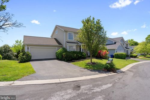 3 Saddle Creek Ct, Burtonsville, MD 20866-2205