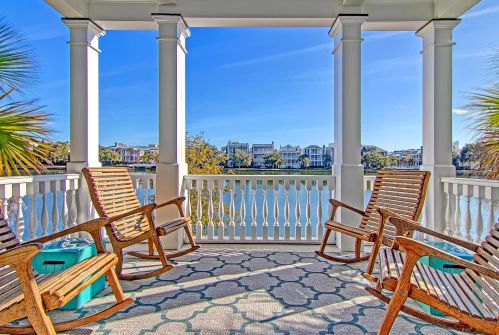 42 Fernandina St, Mount Pleasant, SC 29464-6694