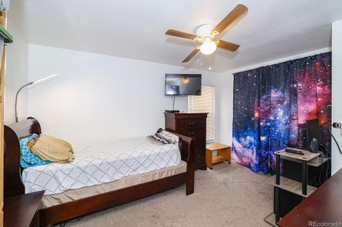 978 Salida St, Denver CO  80017-3205 exterior