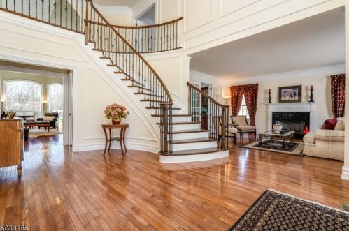 7 Glencree Ln, Lebanon, NJ 08833-4372