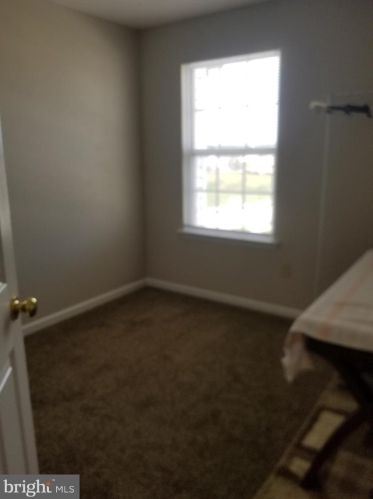 1196 Ledge Dr, York, PA 17408-8923