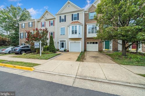 2452 Sugar Mill Way, Herndon, VA 20171-3069