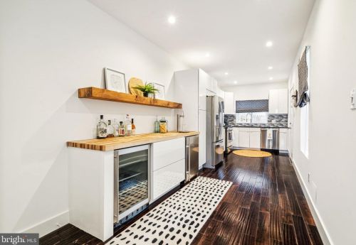 934 30th St, Philadelphia PA  19130-1137 exterior