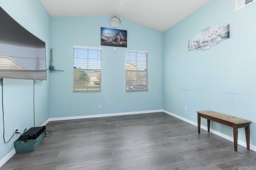 44022 Marbella St, Lancaster CA 93536 exterior