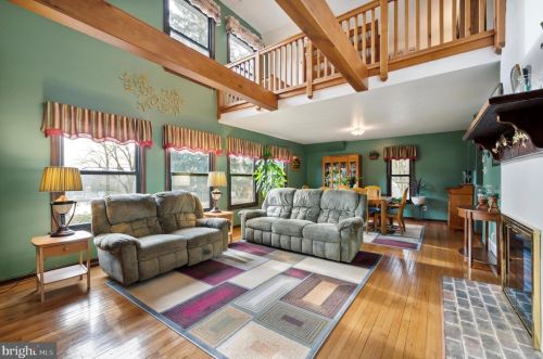 220 Crum Creek Rd, Media, PA 19063-1644