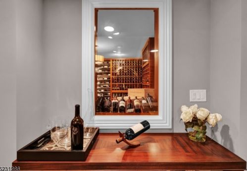 2 Sherwood Ct, Dover NJ  07869-2624 exterior