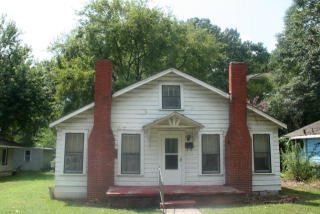 1016 Frances St, Dalton, GA 30720-5259