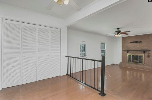 2013 Picadilly Dr, Cayce-West Columbia, SC 29033-1429