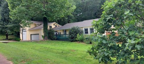 40 Van St, Auburn, GA 30011-2910