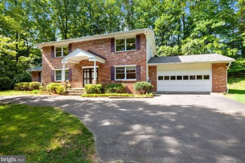 2701 Omisol Rd, Woodbridge, VA 22192-3830