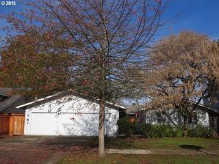 1230 Woodside Dr, Eugene, OR 97401-6414