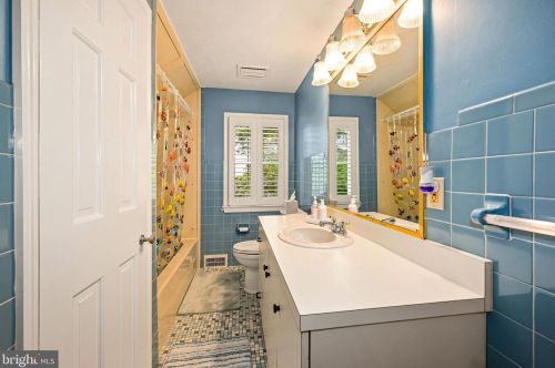 727 Redman Ave, Haddonfield NJ 08033-2743 exterior