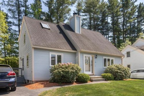 73 Norma Dr, Nashua, NH 03062-1348