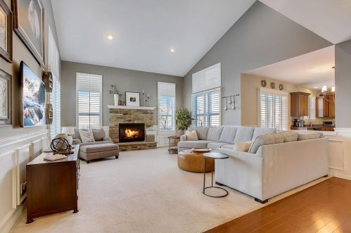 3125 Henry Ln, Barrington Hills, IL 60156