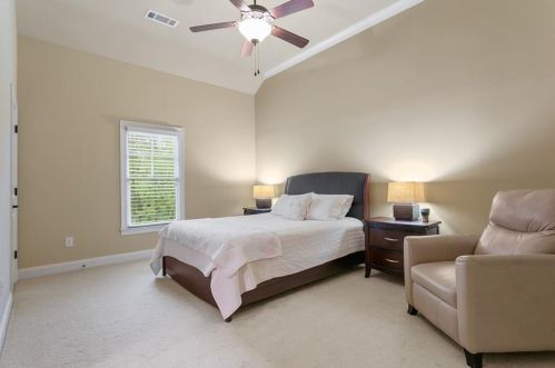 5850 Garber Dr, Atlanta GA  30328-5151 exterior