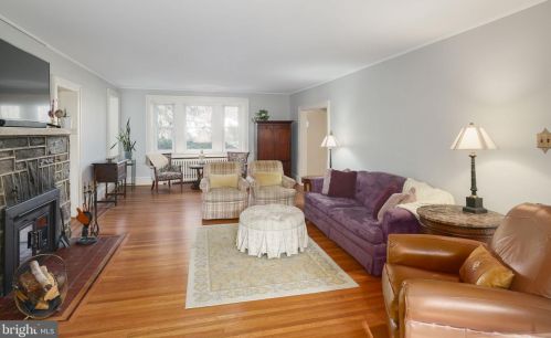 510 Kings Hwy, Haddonfield NJ 08033-2114 exterior