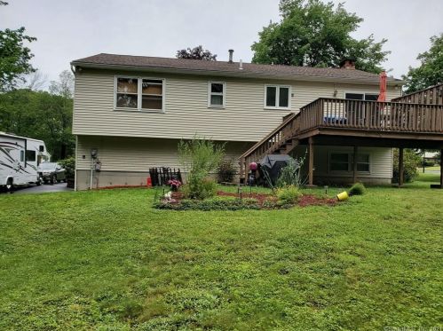 262 Oxbow Dr, Torrington, CT 06790-4224