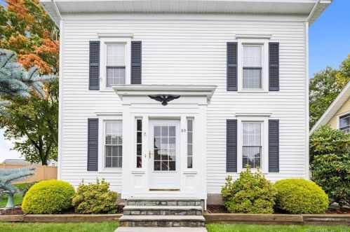 20 Vermont Ter, Southington, CT 06489-3211