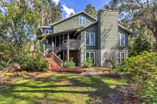 10 Pinetree Rd, Midway, GA 31320-3725