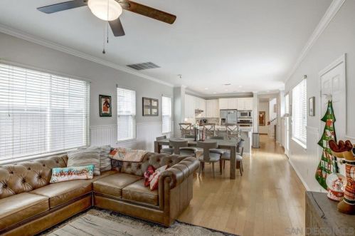 7052 Whitewater St, Carlsbad, CA 92011-5434