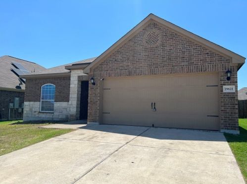 19621 James Manor St, Webberville, TX 78653