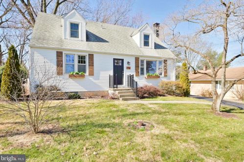 756 Harper Ave, Lancaster, PA 17601-1212