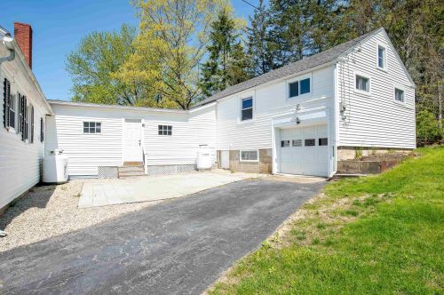 30 Atlantic Ave, Dover, NH 03820-3534
