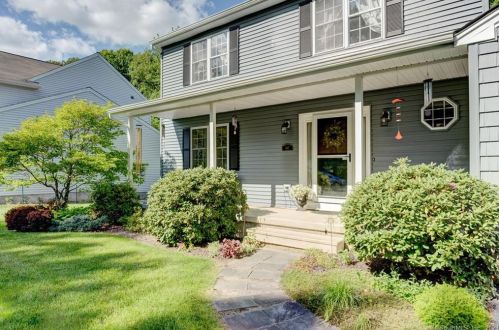 447 Lorraine Ln, Torrington, CT 06790-2578