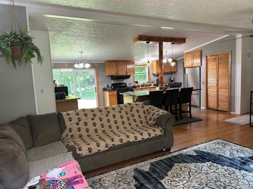 4231 Stockholm Rd, Duluth, MN 55803-2744