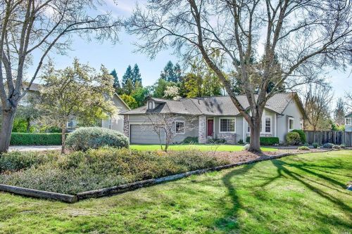 308 Wood Rose Ct, Windsor, CA 95492-8637