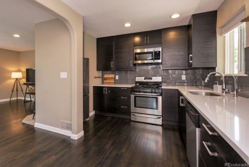 2938 Oneida St, Denver CO  80207-2913 exterior