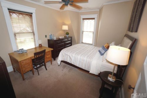 368 Middlesex Ave, Metuchen NJ  08840-1536 exterior