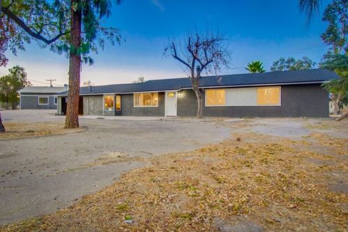 1435 Lilac Rd, Ramona, CA 92065-1110