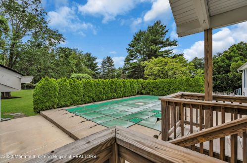 232 Cold Indian Spg Rd, Tinton Falls NJ 07712-3224 exterior