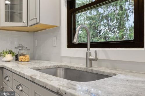 2106 Buell Dr, Fallston MD  exterior