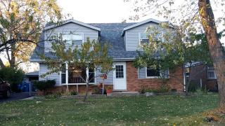 5220 Park Ln, Crestwood, IL 60445-1216