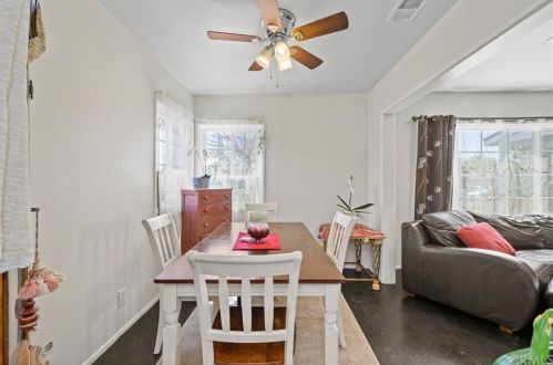 526 Buttonwood St, Anaheim CA  92805-2225 exterior