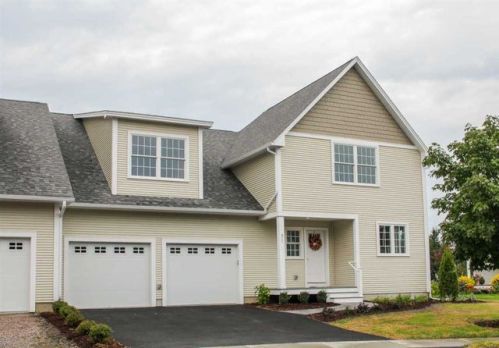 71 Balsam Cir, Saint George VT  05495-4454 exterior