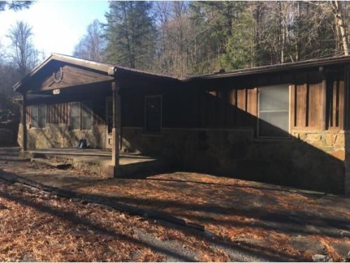 1517 Lower Georges Fork Holw, Honeycamp, VA 24228-5972