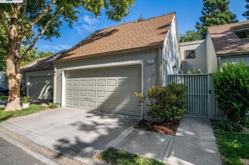 7222 Valley View Ct, Pleasanton, CA 94588-3766