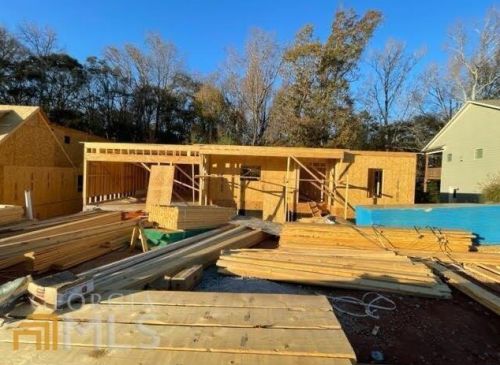 645 Lakeview Bend Cir, Jefferson, GA 30549-7061